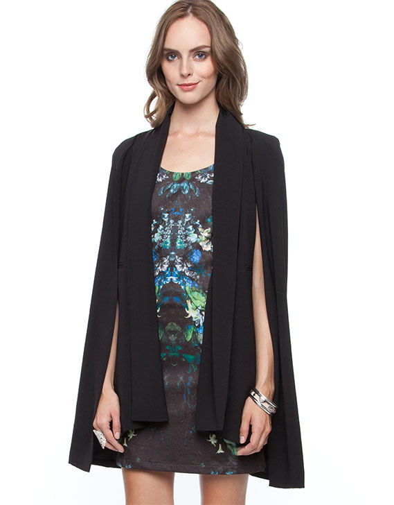 Elliatt Daydream Cape