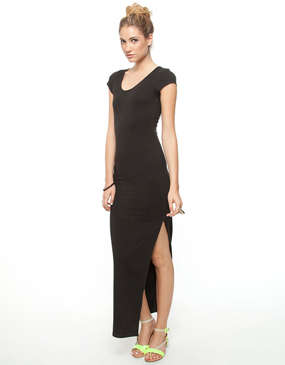 AT by ATMOS & HERE Pegasus Short Sleeve Maxi Dress Black